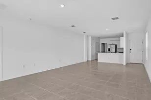 379 Cornerstone Dr, Groveland, FL 34736 - Photo 9