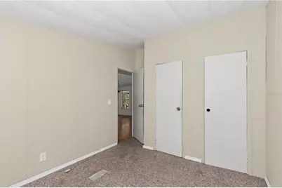 18007 SE 90th Street, Ocklawaha, FL 32179 - Photo 13