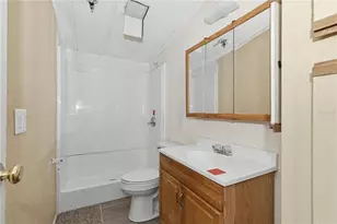 18007 SE 90th St, Ocklawaha, FL 32179 - Photo 15