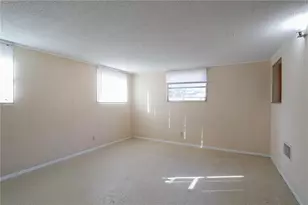1704 Edmundshire Rd, Orlando, FL 32812 - Photo 9