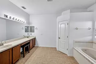 13728 Fox Glove St, Winter Garden, FL 34787 - Photo 15