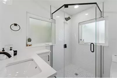 102 W King Street, Orlando, FL 32804 - Photo 25