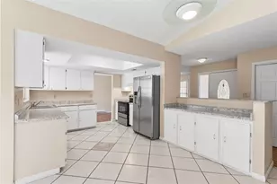 8971 Angelica Dr, Orlando, FL 32836 - Photo 3