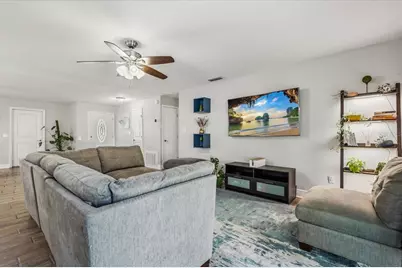 524 E Hillcrest Street, Altamonte Springs, FL 32701 - Photo 9