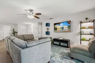 524 E Hillcrest St, Altamonte Springs, FL 32701 - Photo 9
