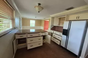 1702 Ketch Pl, Brandon, FL 33511 - Photo 5