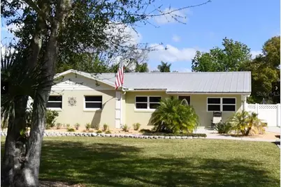 437 Oregon Avenue, Saint Cloud, FL 34769 - Photo 1