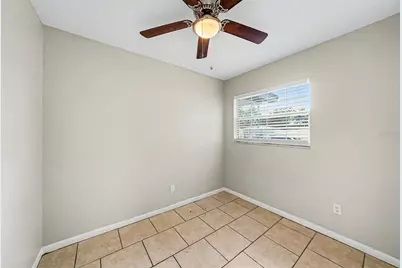 10209 N 28th Street, Tampa, FL 33612 - Photo 9