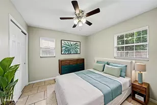 10209 N 28th St, Tampa, FL 33612 - Photo 11