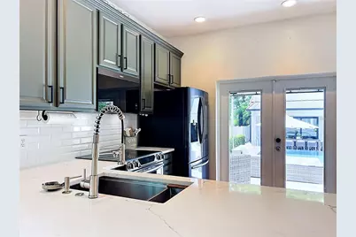 2738 Pepper Ln, Orlando, FL 32812 - Photo 11