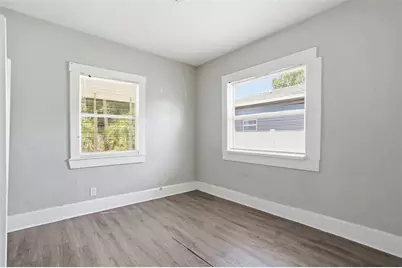 1909 19th Street S, Saint Petersburg, FL 33712 - Photo 25