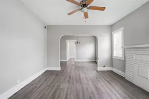 1909 19th St S, Saint Petersburg, FL 33712 - Photo 9
