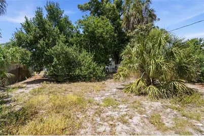 1909 19th Street S, Saint Petersburg, FL 33712 - Photo 33
