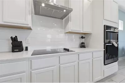 1428 Reunion Boulevard, Reunion, FL 34747 - Photo 9