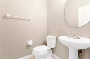 3318 Foxcroft Cir, Oviedo, FL 32765 - Photo 11