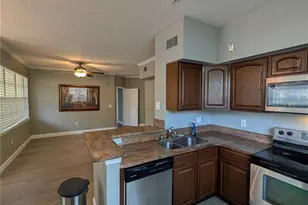 2632 Robert Trent Jones Dr, Orlando, FL 32835 - Photo 11
