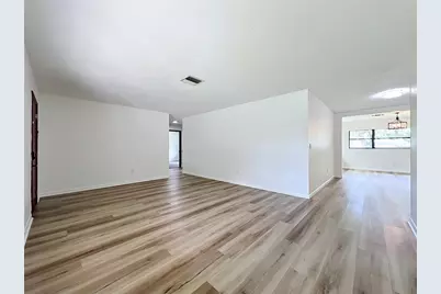 1017 Malone Drive, Orlando, FL 32810 - Photo 9