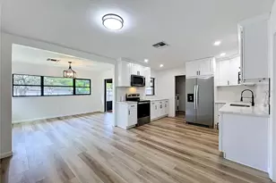 1017 Malone Dr, Orlando, FL 32810 - Photo 11