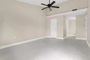 5807 Red Dahlia Ct, Orlando, FL 32807 - Photo 9