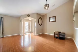 4460 Marsh Harbor Dr, Tavares, FL 32778 - Photo 5