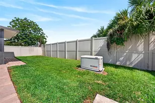 10025 Leyburn Ct, Orlando, FL 32825 - Photo 37