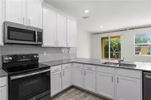 9812 Red Eagle Dr, Orlando, FL 32825 - Photo 13