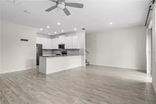 9812 Red Eagle Dr, Orlando, FL 32825 - Photo 7