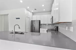 9812 Red Eagle Dr, Orlando, FL 32825 - Photo 15