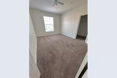 5554 Metrowest Boulevard #4-201, Orlando, FL 32811 - Photo 13