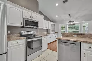 1717 W Kelly Park Rd, Apopka, FL 32712 - Photo 9