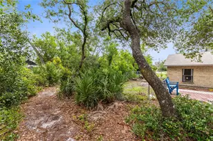 1098 Lamplighter Ave, Deltona, FL 32725 - Photo 21