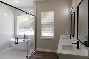 24950 Bonsmara Dr, Groveland, FL 34736 - Photo 13
