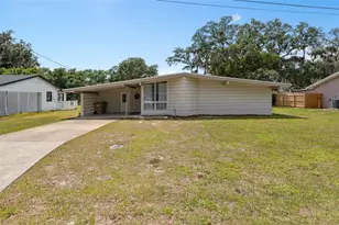 455 Belle Ayre Dr, Mount Dora, FL 32757 - Photo 1