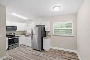 224 Murry Dr, Orlando, FL 32811 - Photo 11