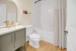 560 Copley Ln, Orlando, FL 32806 - Photo 17