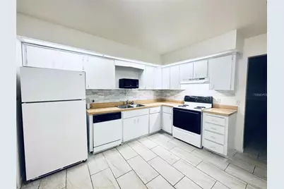 101 Lake Hunter Drive #15 & 16, Lakeland, FL 33803 - Photo 3