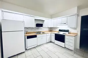 101 Lake Hunter Dr, Lakeland, FL 33803 - Photo 3