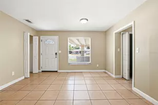 1729 Flores Ct, Orlando, FL 32811 - Photo 11
