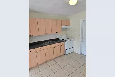 1109 E Seneca Avenue #B, Tampa, FL 33612 - Photo 5