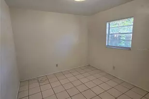 1109 E Seneca Ave, Tampa, FL 33612 - Photo 11