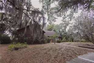 3912 Rose Petal Ln, Orlando, FL 32808 - Photo 3