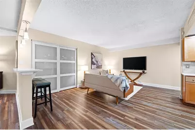 151 E Washington Street #404, Orlando, FL 32801 - Photo 21