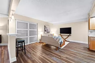151 E Washington St, Orlando, FL 32801 - Photo 21