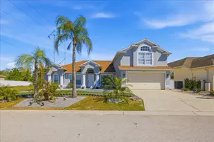 437 Grand Reserve Dr, Davenport, FL 33837 - Photo 3