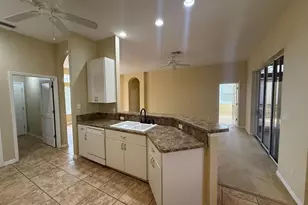 5111 Ironsides Ct, Tavares, FL 32778 - Photo 3