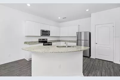 572 Bay Leaf Drive, Poinciana, FL 34759 - Photo 3