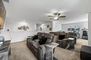 535 Darshire Ave, Eustis, FL 32736 - Photo 9