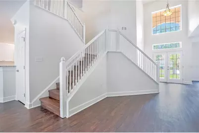 18013 Forest Retreat Lane, Tampa, FL 33647 - Photo 9