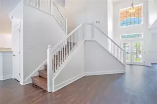18013 Forest Retreat Ln, Tampa, FL 33647 - Photo 9