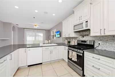 10209 Andover Point Circle, Orlando, FL 32825 - Photo 9
